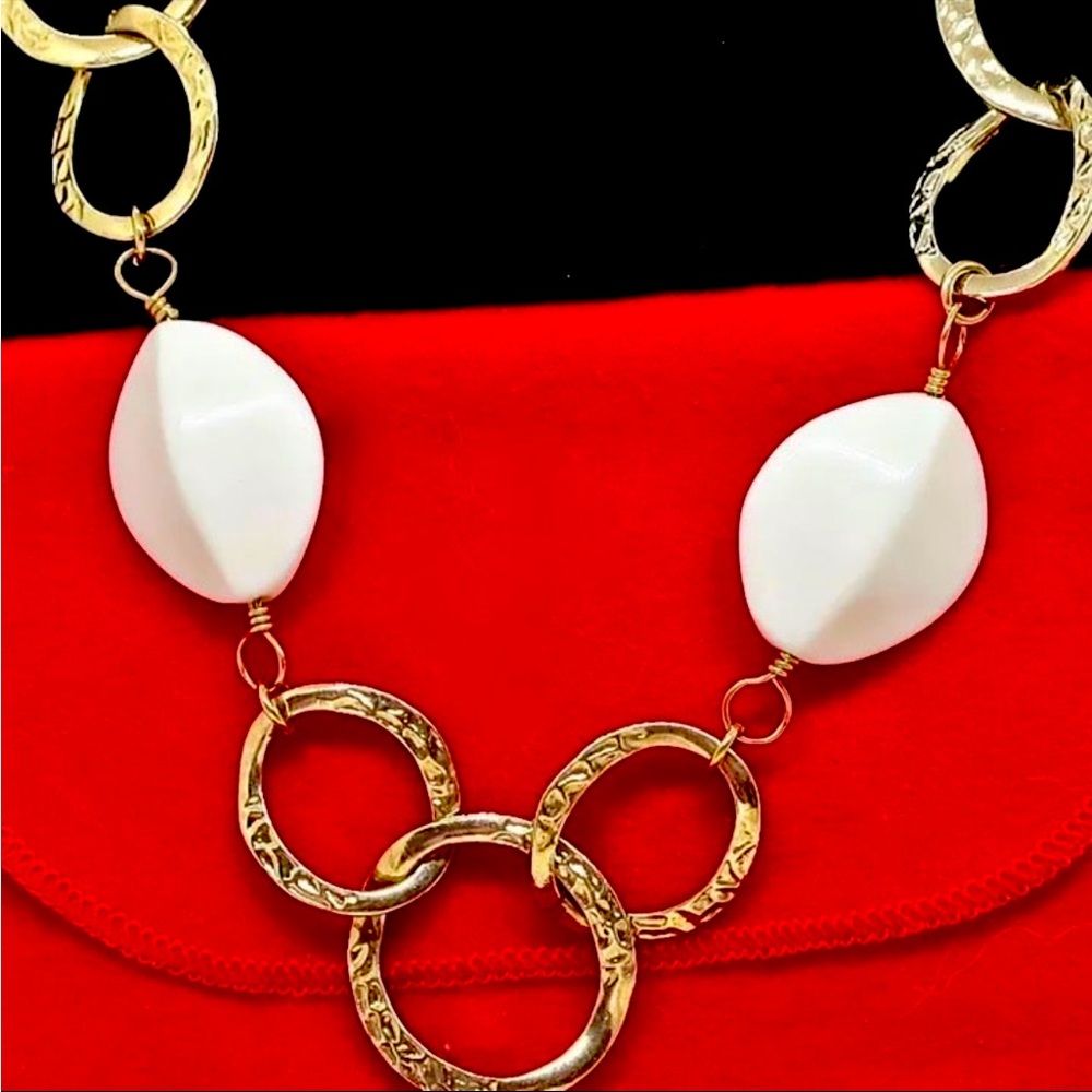 KENNETH JAY LANE (KJL) White Cream Lucite Gold Linked Chain Necklace or Belt